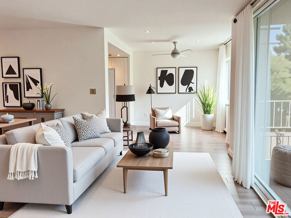 10707 Camarillo Street 117