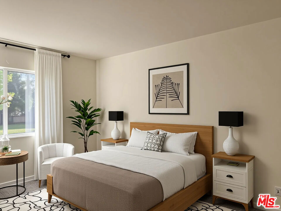 10707 Camarillo Street 117