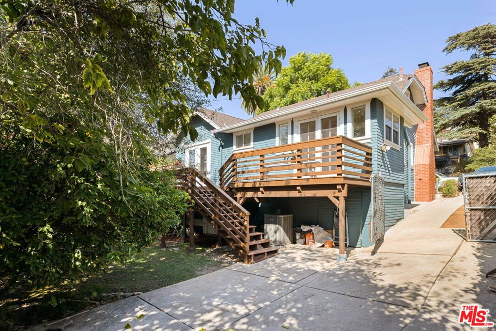 309 Stowe Terrace