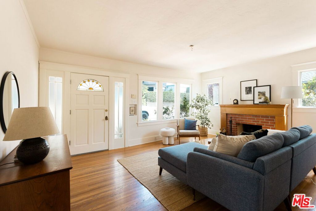 309 Stowe Terrace