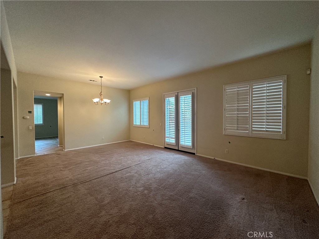 7552 Corona Valley Avenue