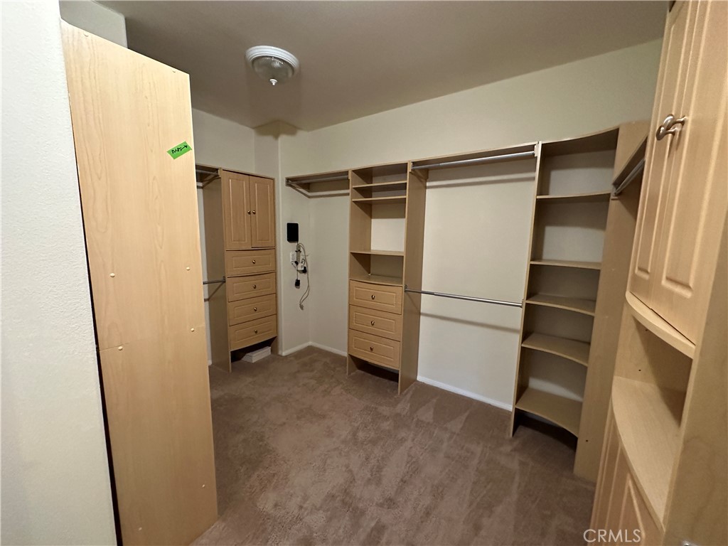 7552 Corona Valley Avenue