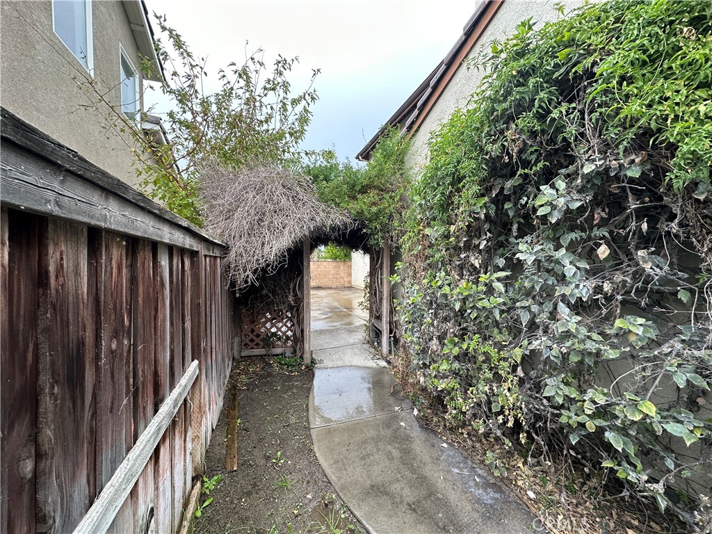 7552 Corona Valley Avenue