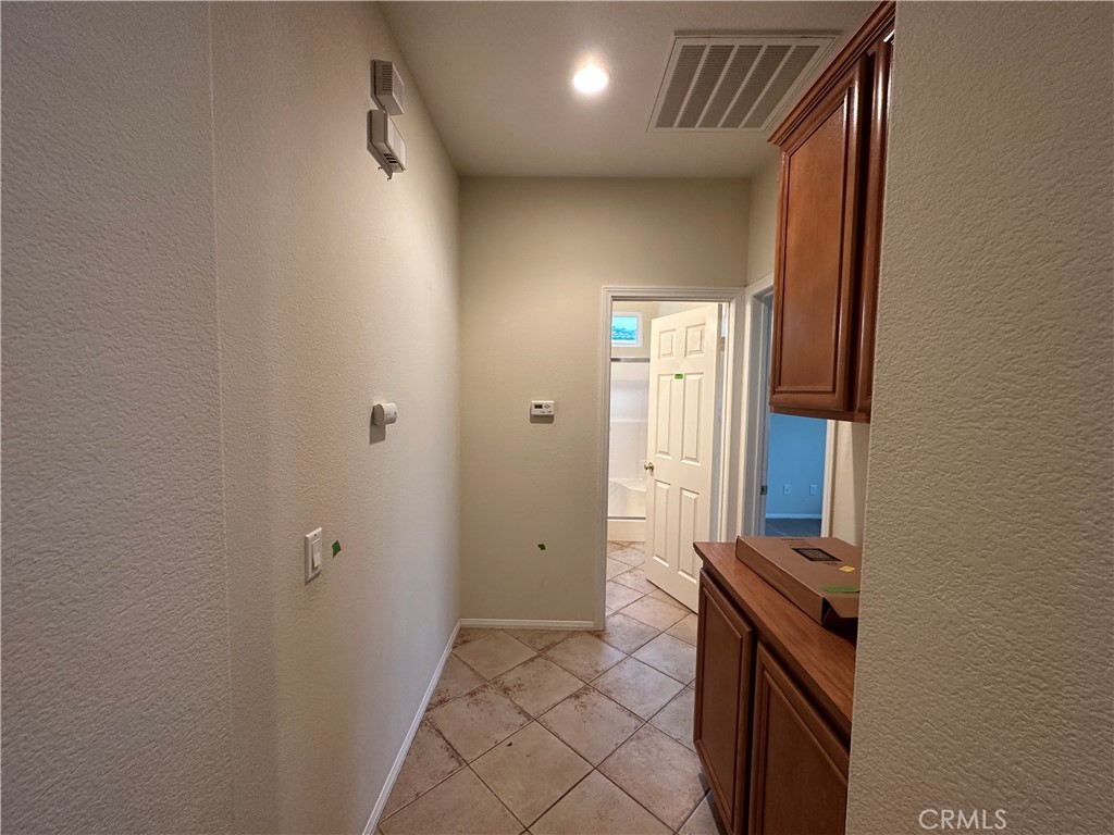 7552 Corona Valley Avenue