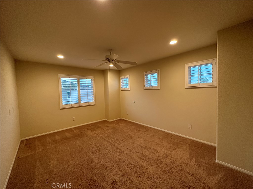 7552 Corona Valley Avenue