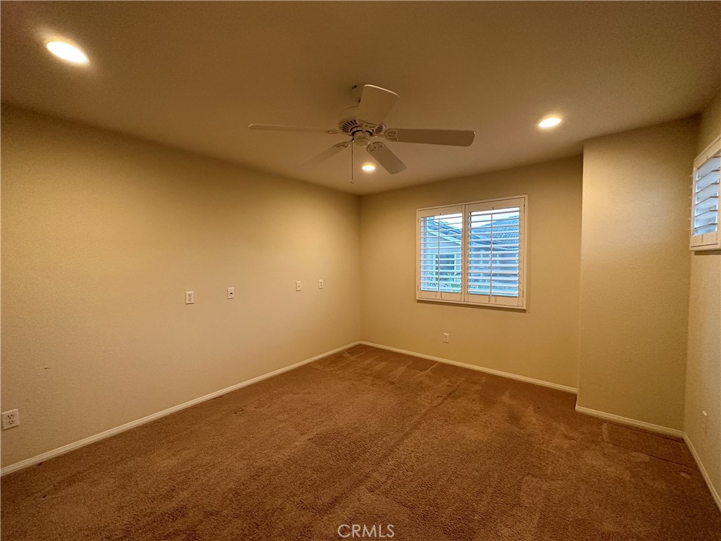 7552 Corona Valley Avenue