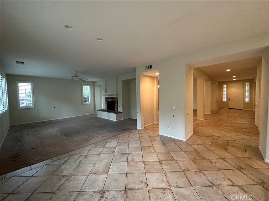 7552 Corona Valley Avenue