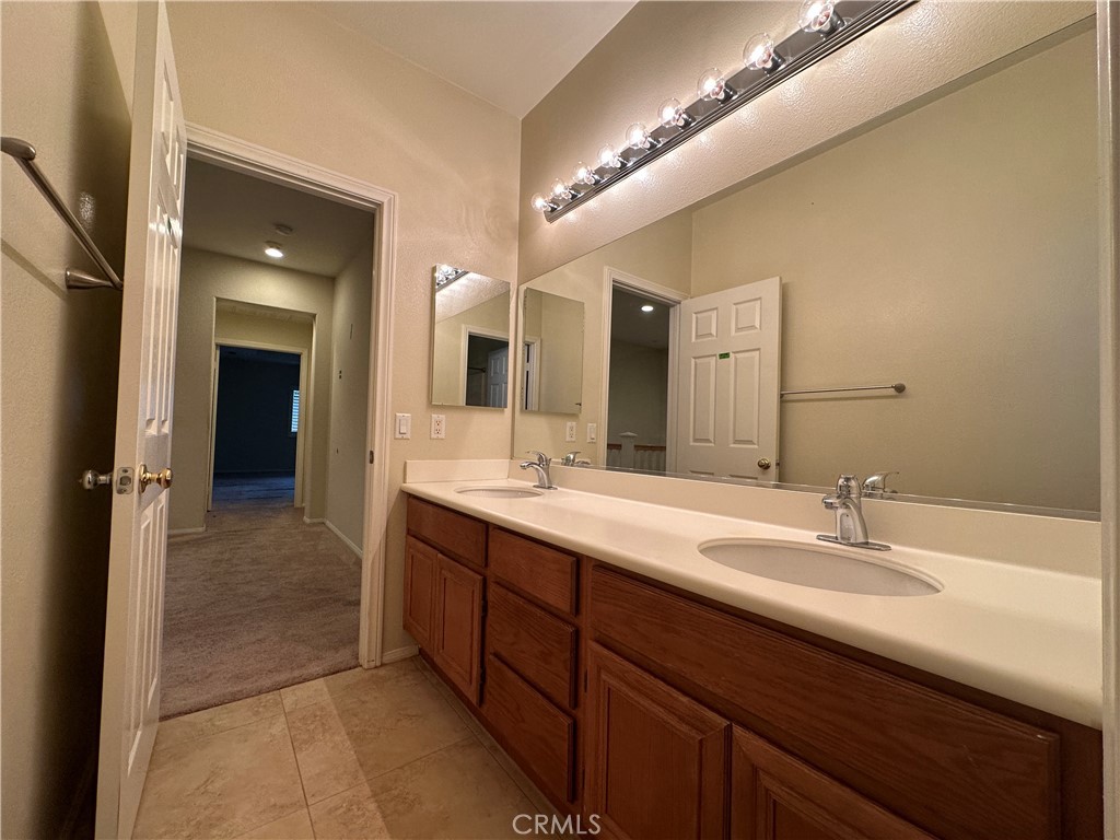 7552 Corona Valley Avenue