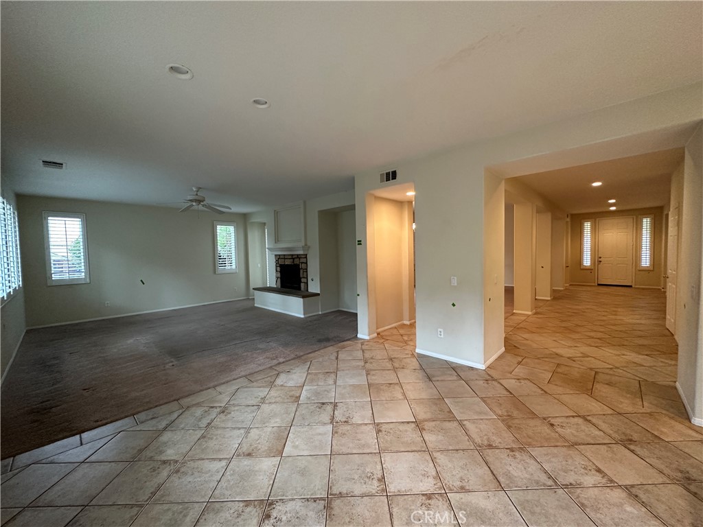 7552 Corona Valley Avenue