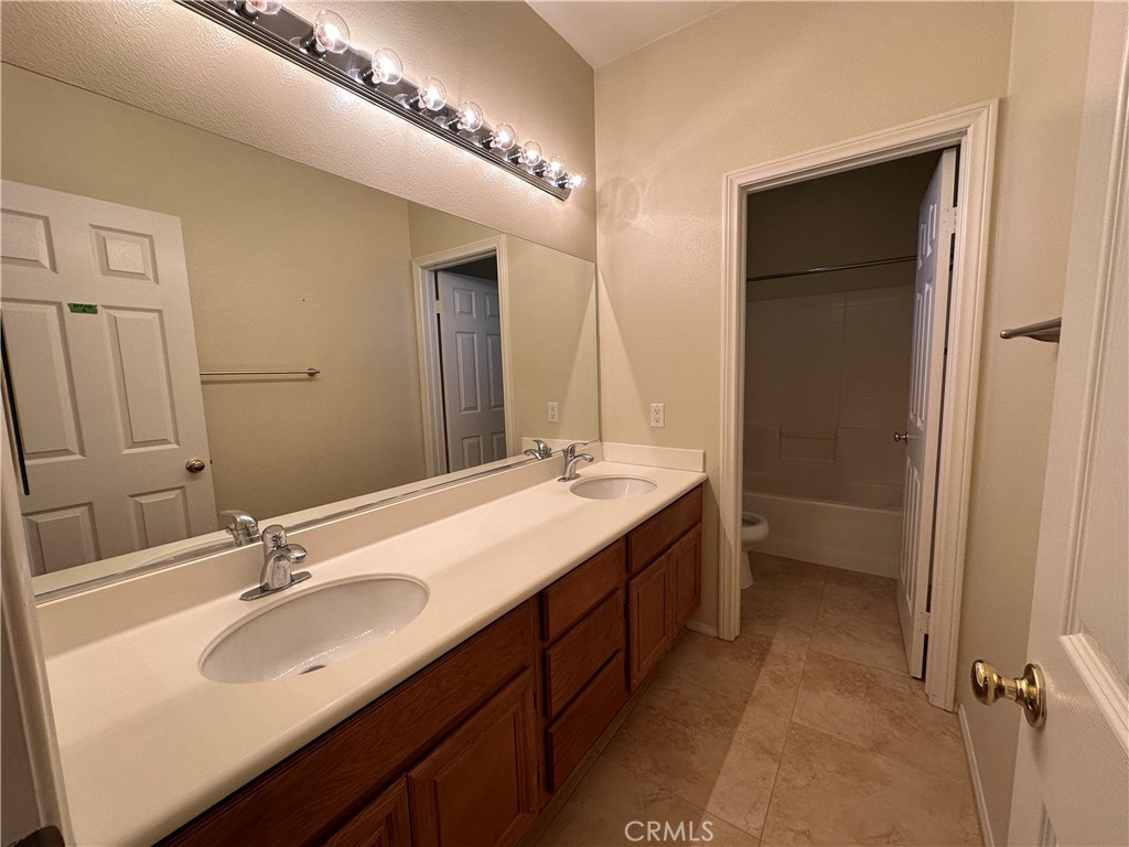 7552 Corona Valley Avenue