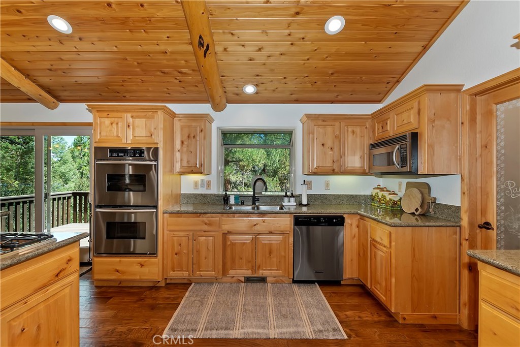1010 Heritage Trail