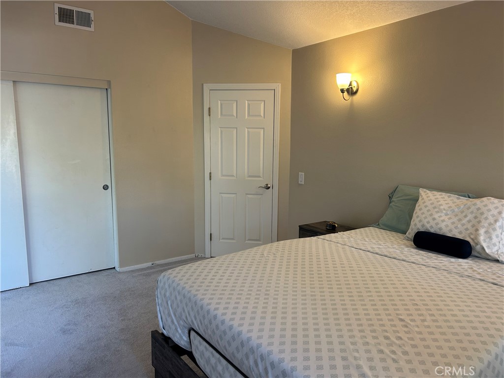 3354 Darby Street 422