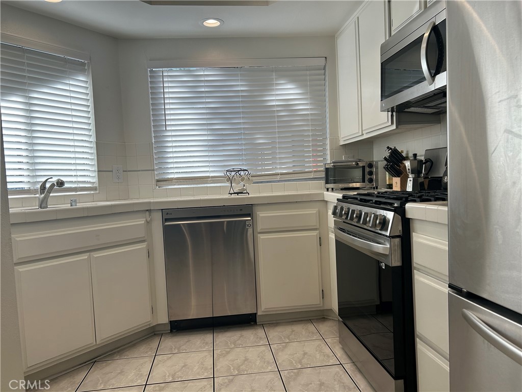 3354 Darby Street 422