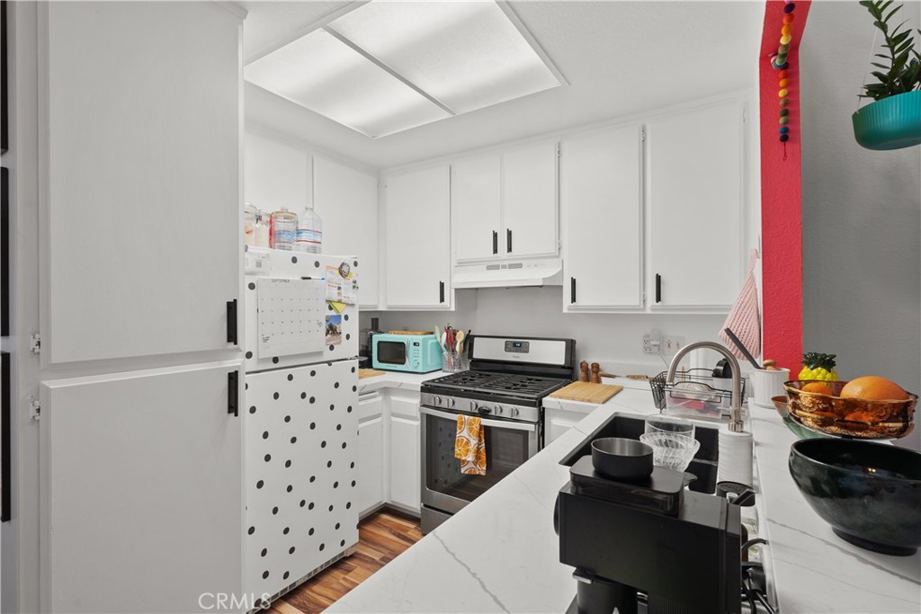 18006 River Circle 9