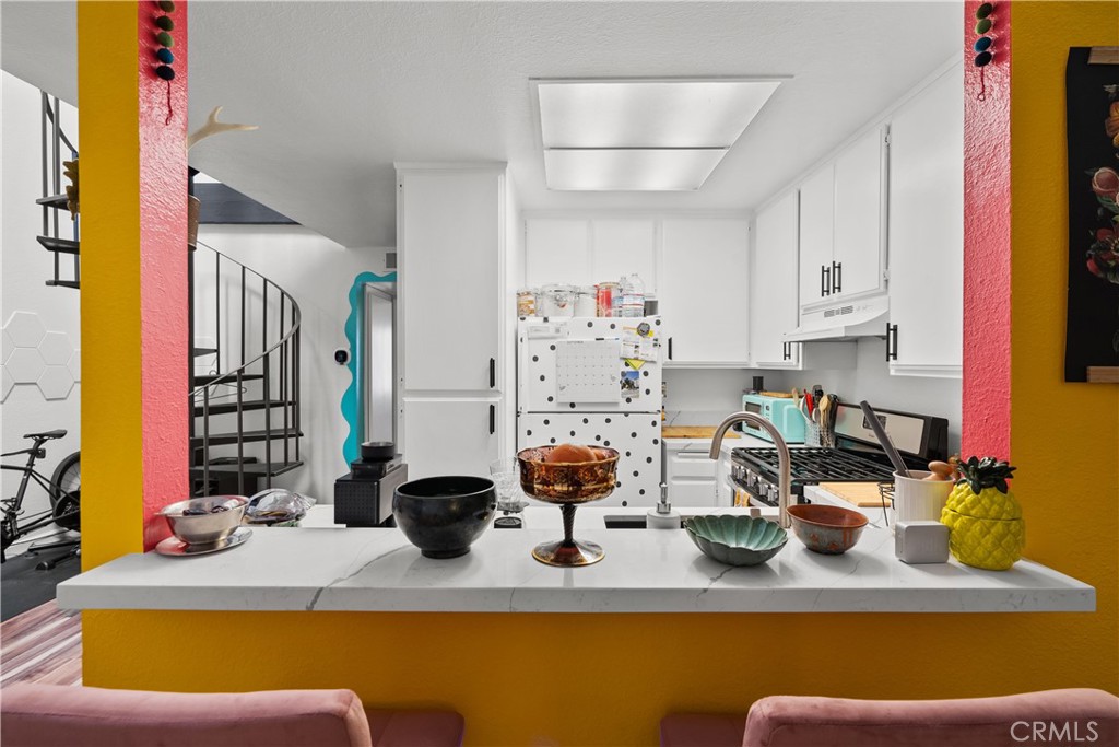 18006 River Circle 9