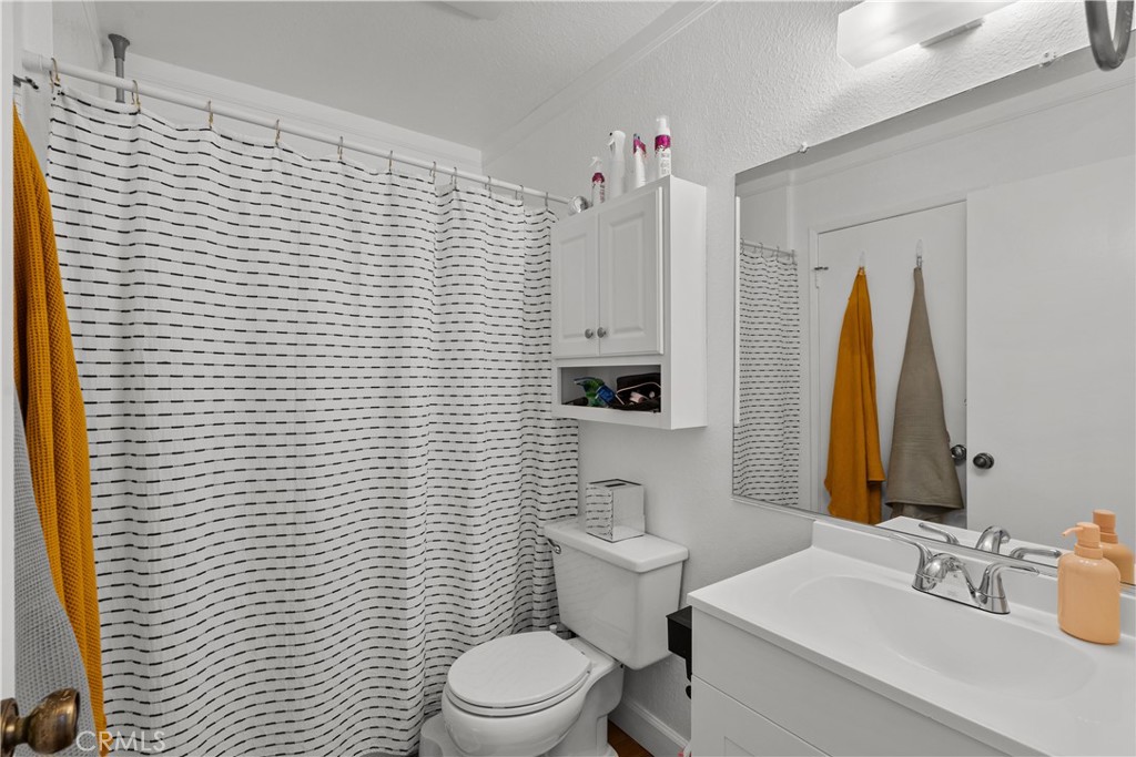 18006 River Circle 9