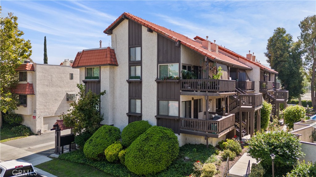 18006 River Circle 9