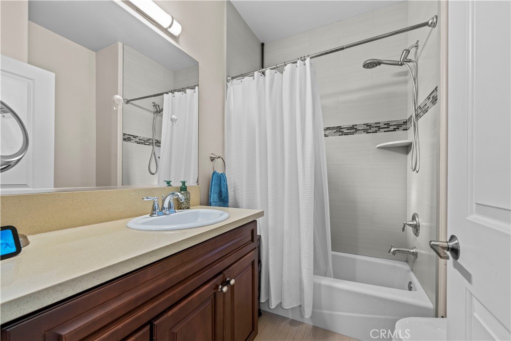 11349 Hunnewell Avenue