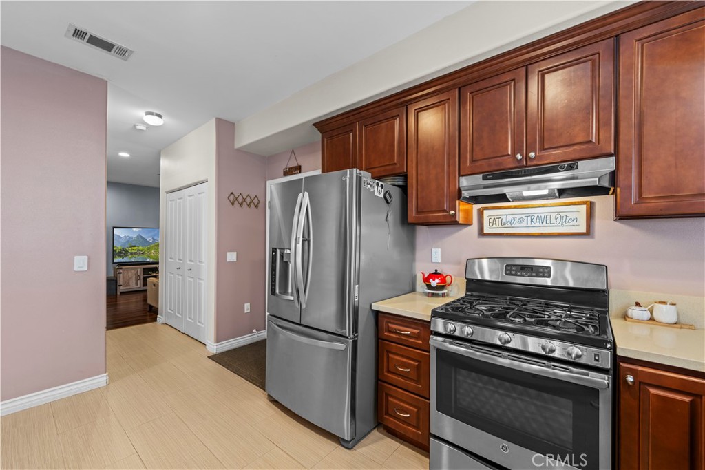 11349 Hunnewell Avenue