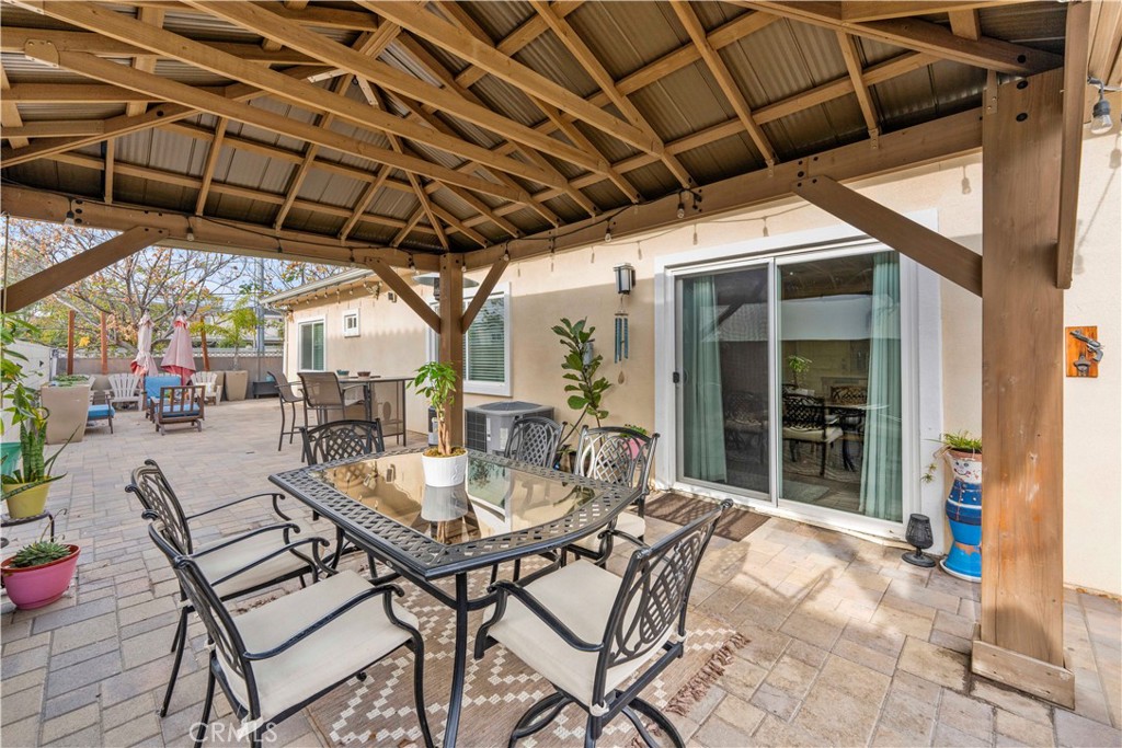 11349 Hunnewell Avenue