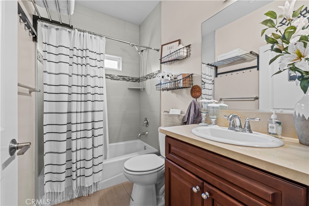 11349 Hunnewell Avenue