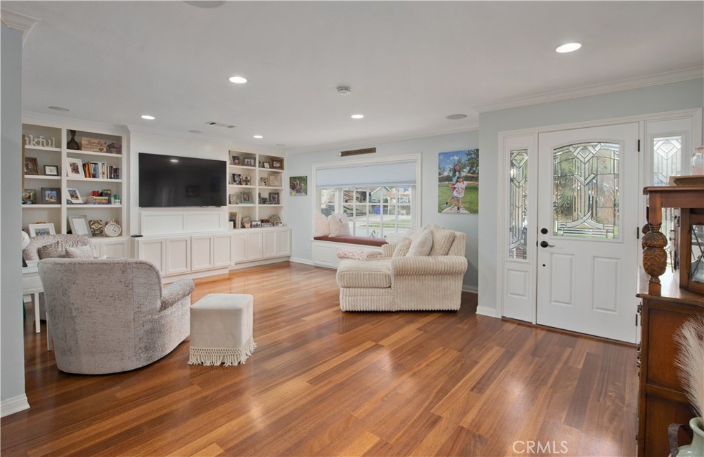 20256 Lakemore Drive