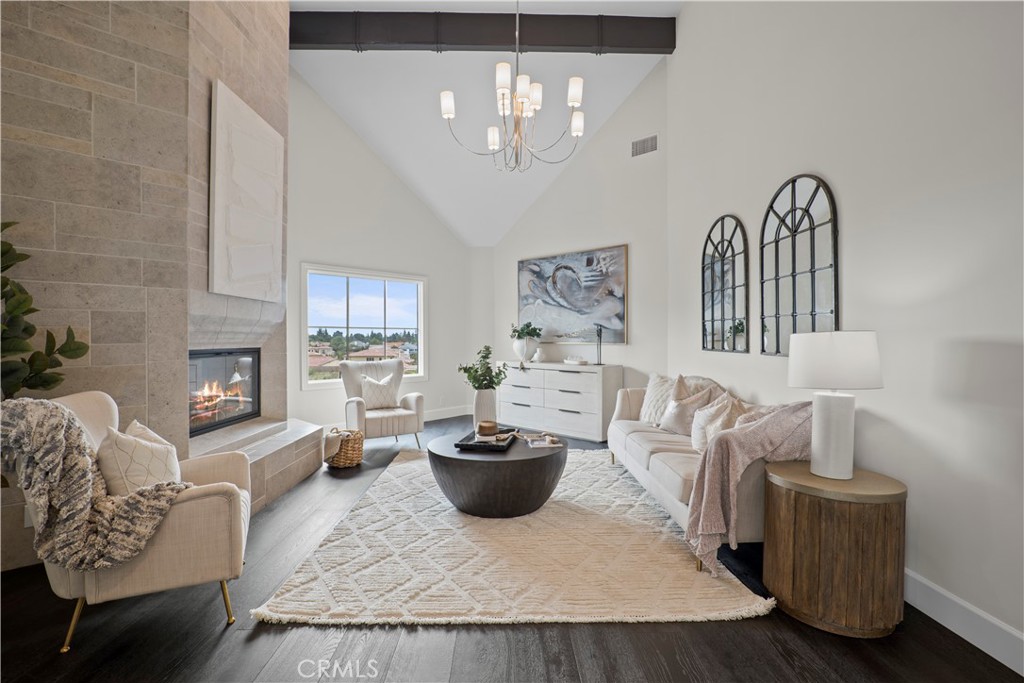 10906 Winnetka Avenue