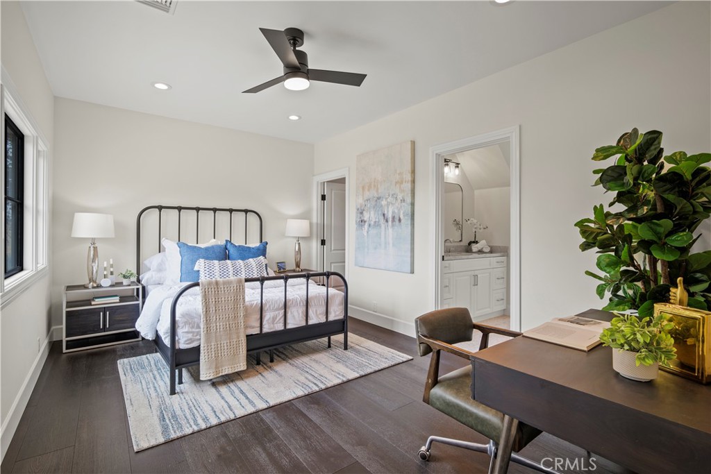 10906 Winnetka Avenue