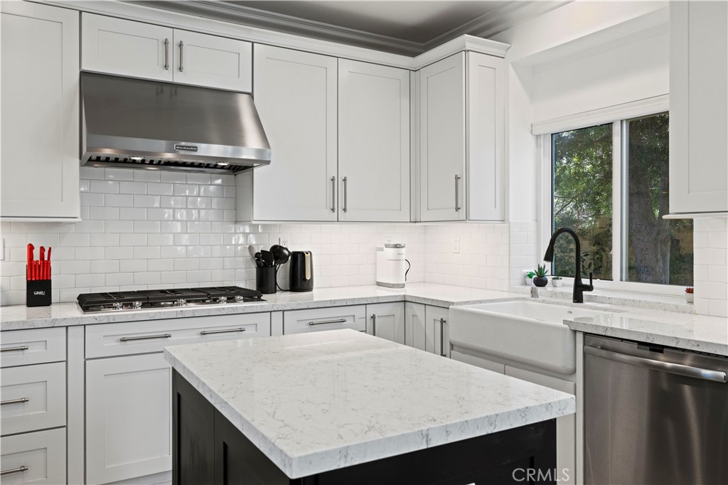 28711 Park Woodland Place