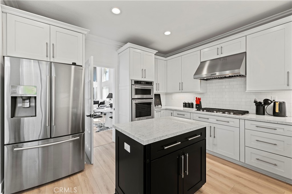 28711 Park Woodland Place