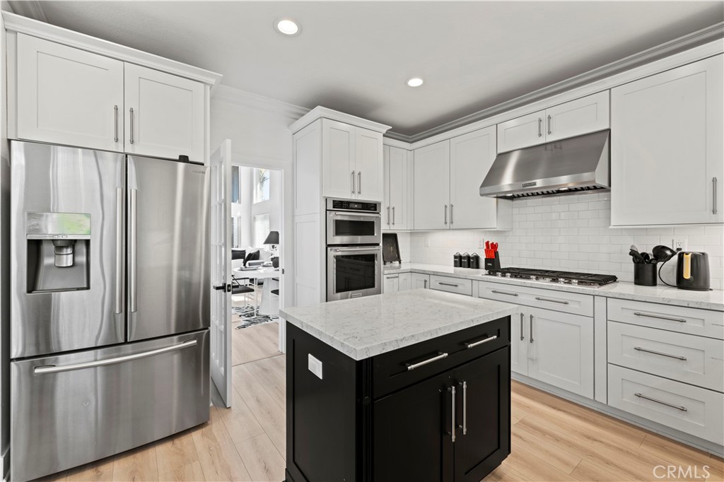 28711 Park Woodland Place