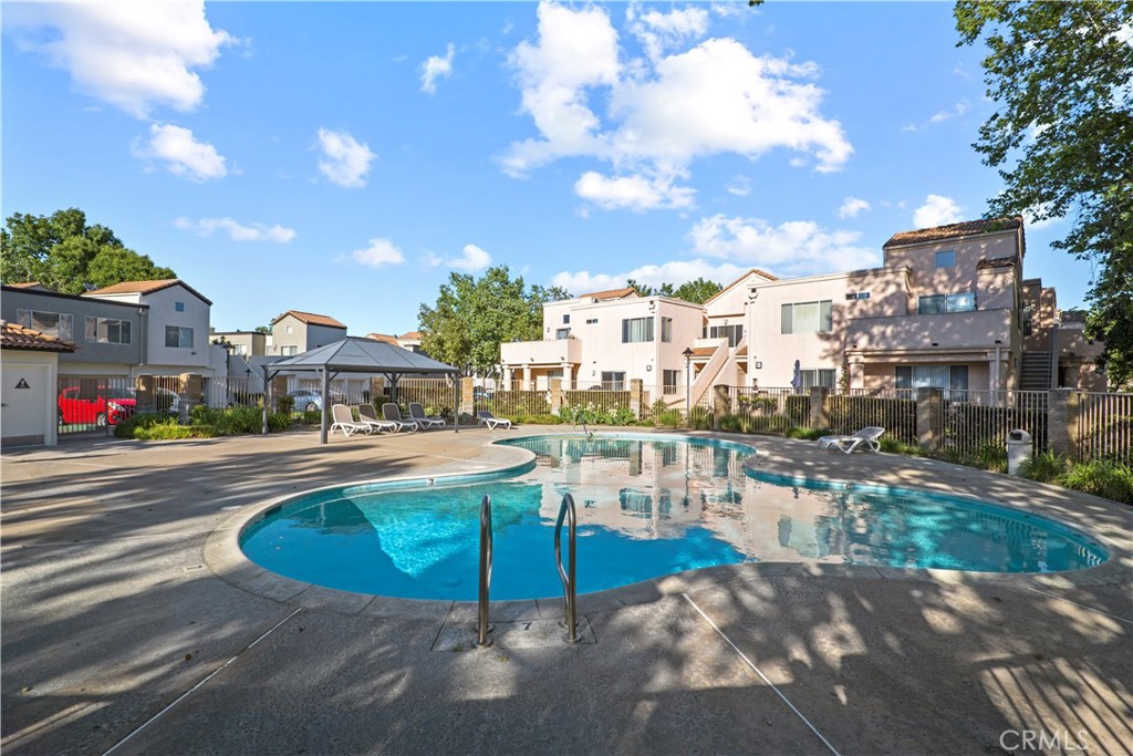 24419 Valle Del Oro 102