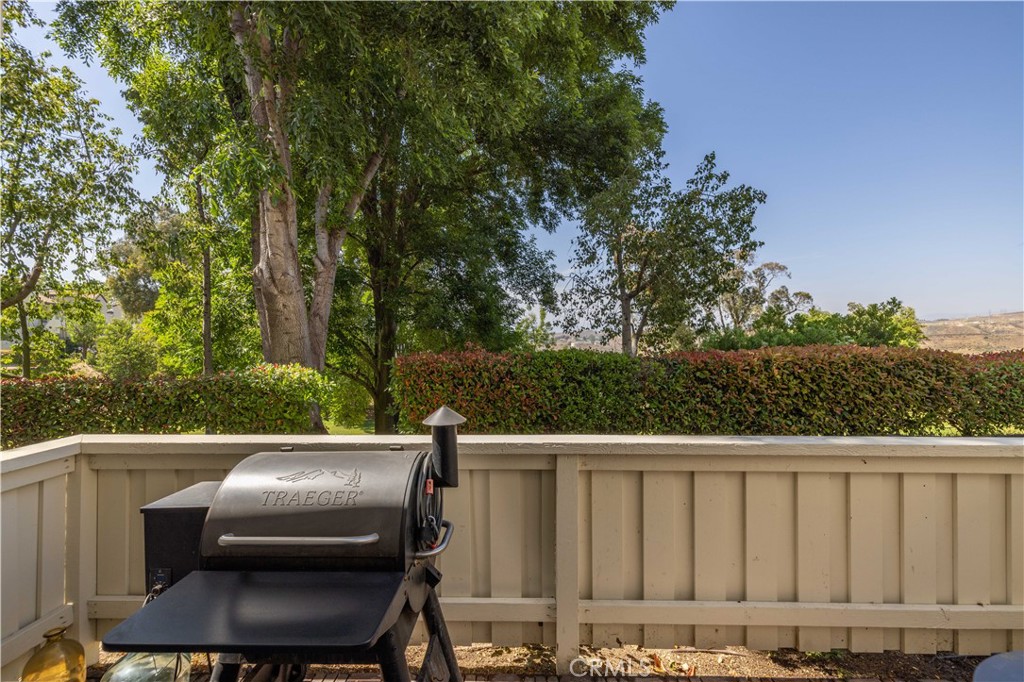 24419 Valle Del Oro 102