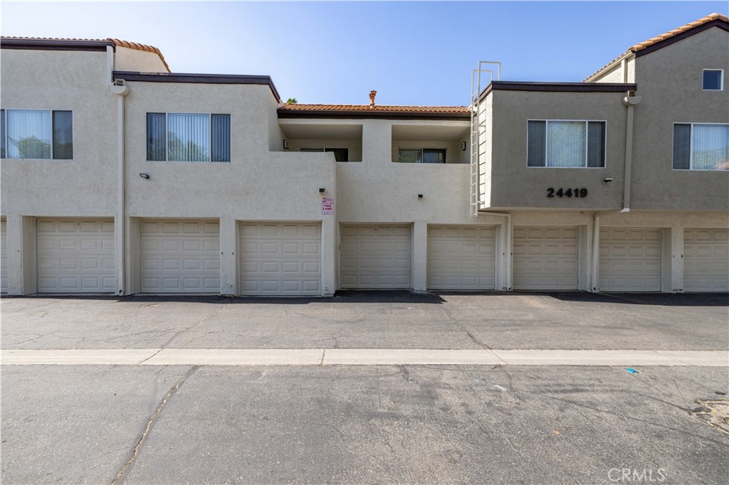 24419 Valle Del Oro 102