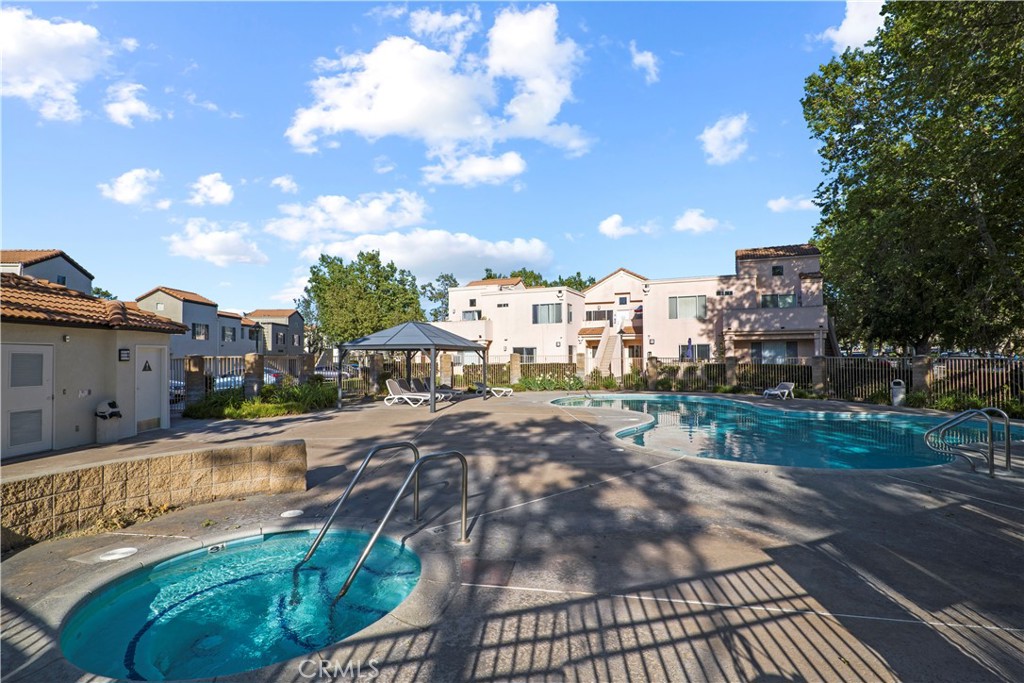 24419 Valle Del Oro 102