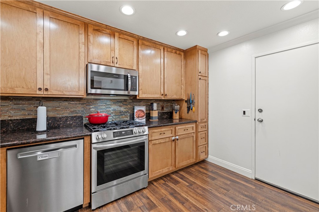 24419 Valle Del Oro 102