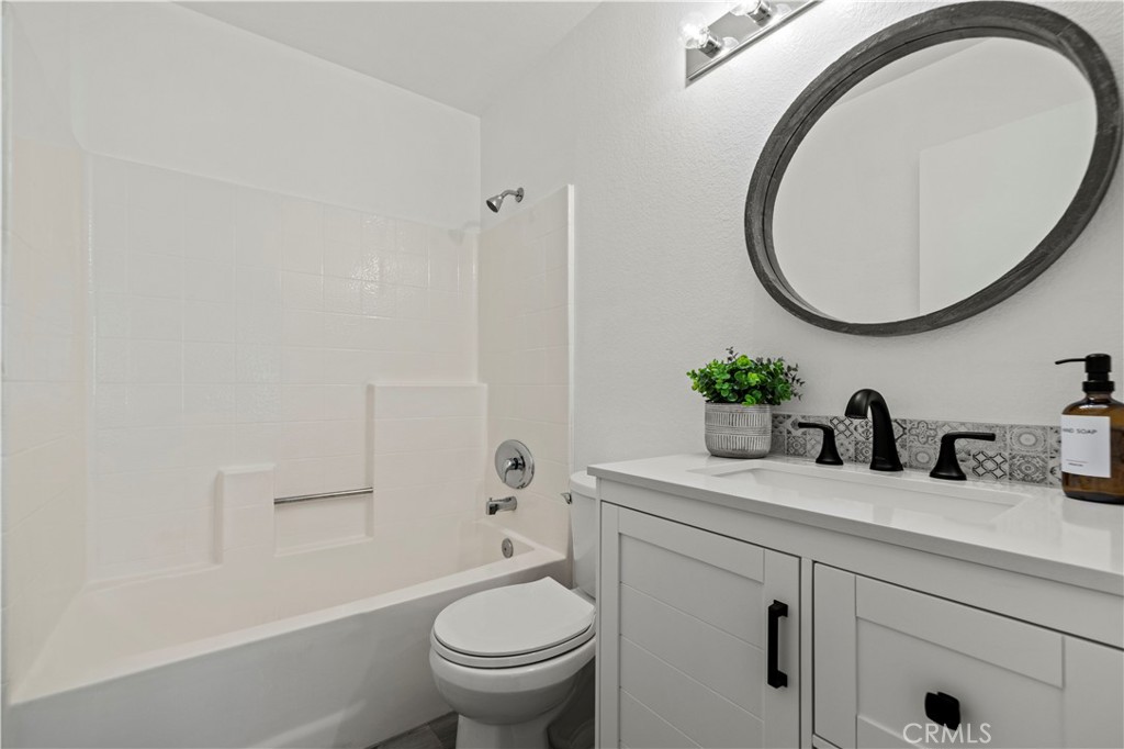 18826 Vista Del Canon A