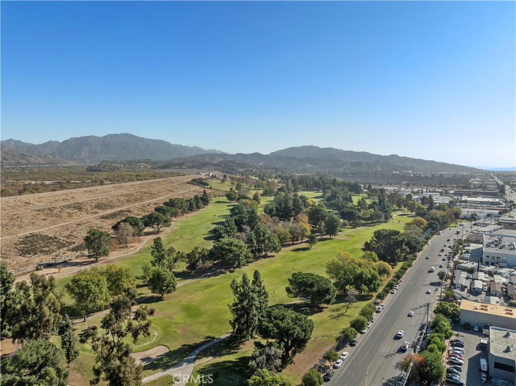 12351 Osborne Street 26