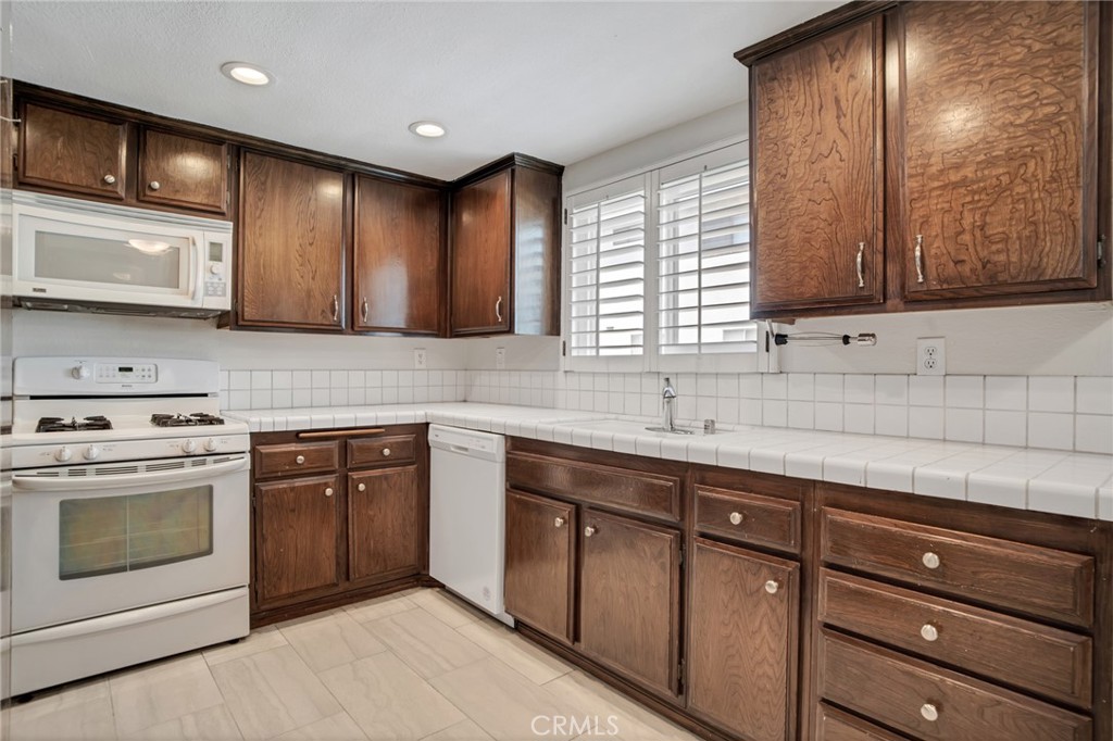 10201 Mason Avenue 116