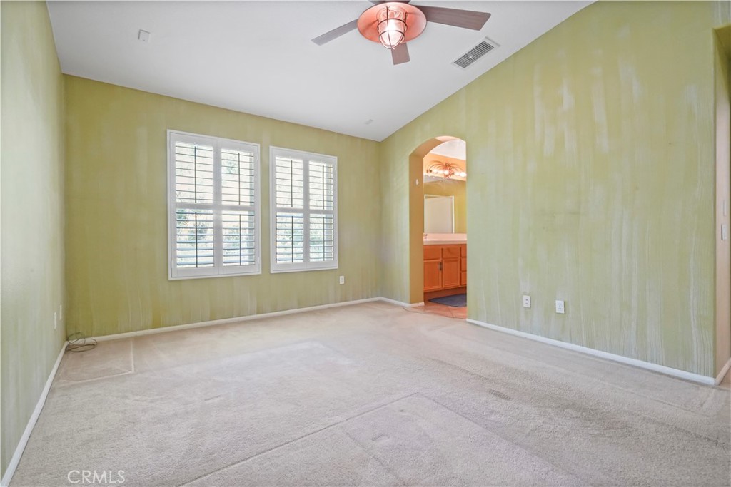 28445 Silverking Trail