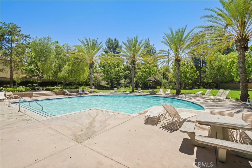 28445 Silverking Trail