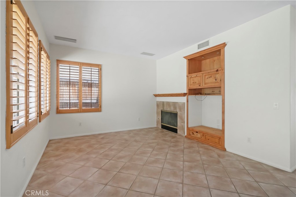 28445 Silverking Trail