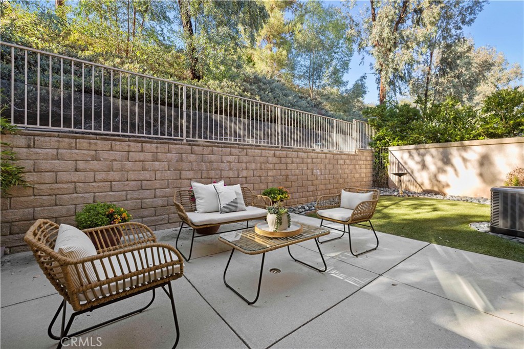 26955 Hillsborough 60