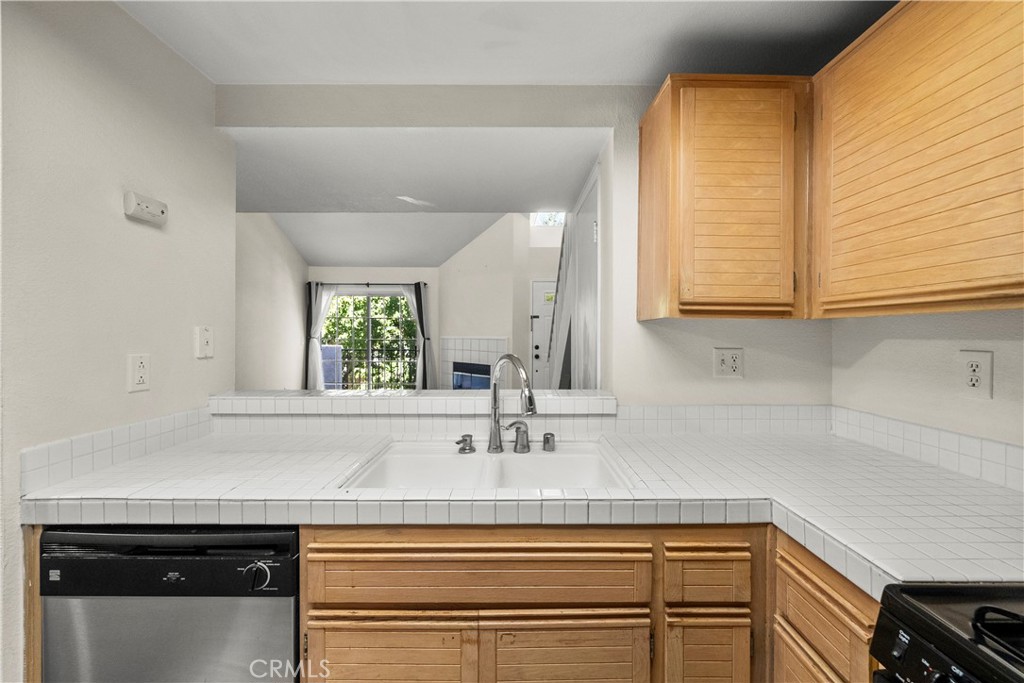 24143 Del Monte Drive 282