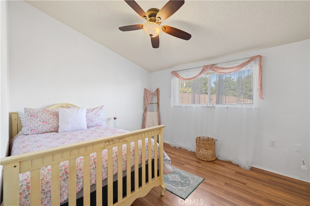 19116 Avenue Of The Oaks #B