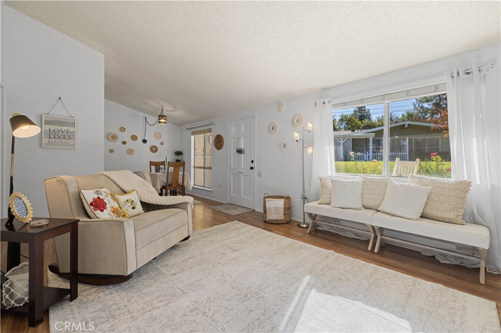 19116 Avenue Of The Oaks #B