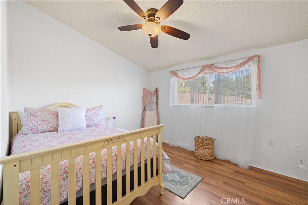 19116 Avenue Of The Oaks #B