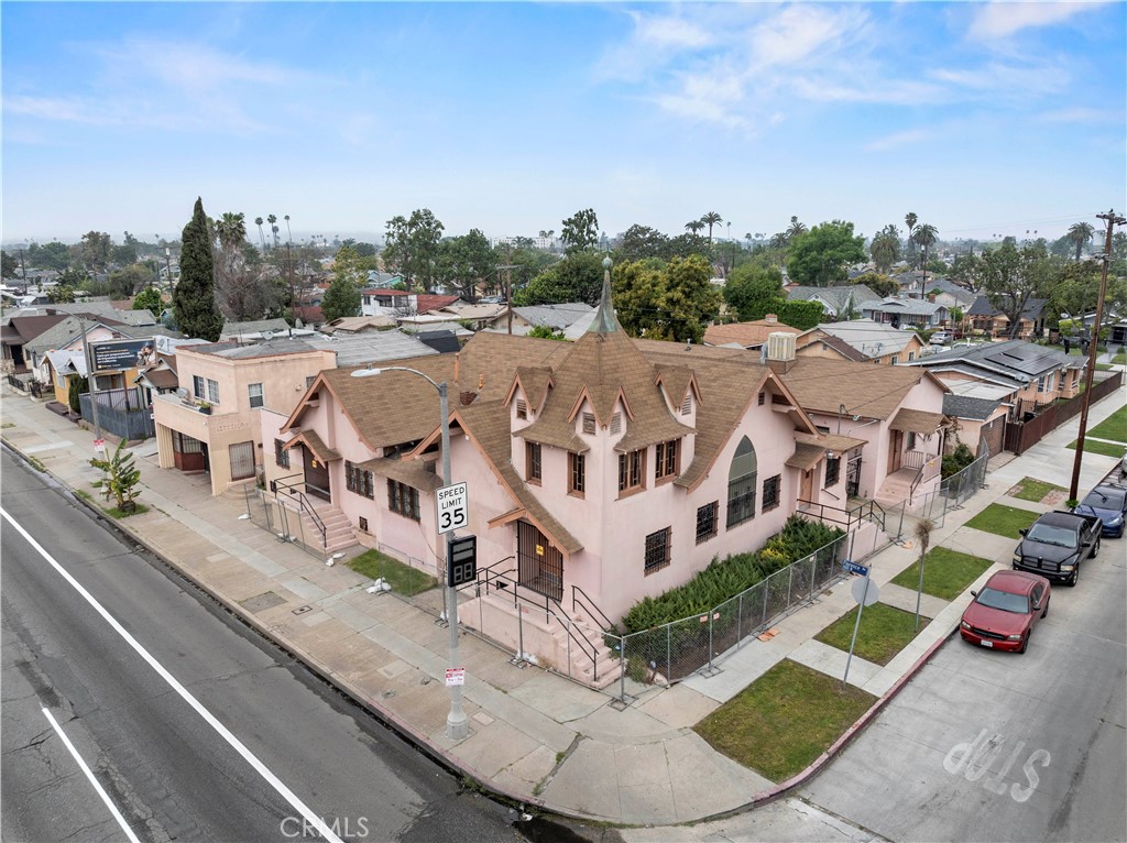 1101 W Florence Avenue