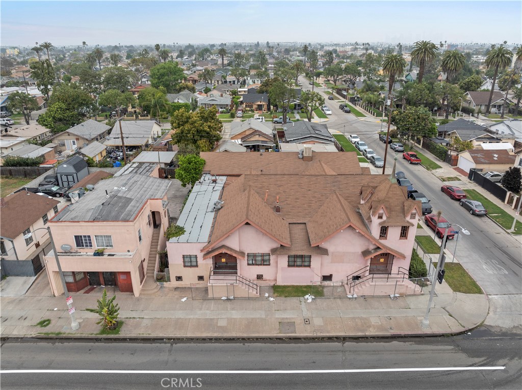 1101 W Florence Avenue