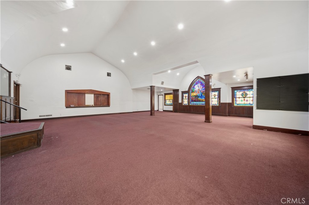 1101 W Florence Avenue